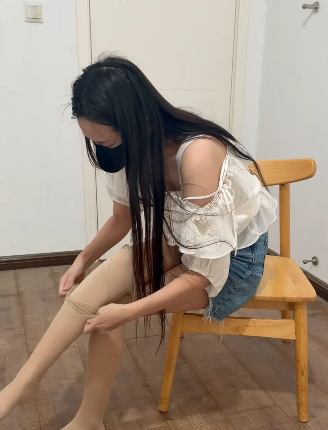 新来172的小姐姐应聘绳模特，那当然不能放过啊-1