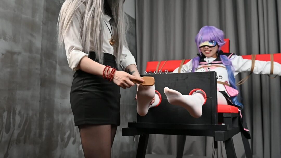【绳欲club002】定拍 小月依依双人纯享版TK 碧蓝航线 独角兽私设 OL黑丝 灰毛 闺蜜间的甜蜜游戏-8