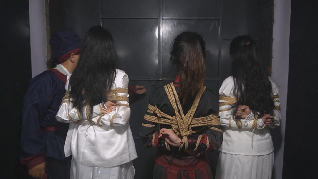 一绳有你定制《女神捕之白莲教》第二集-5