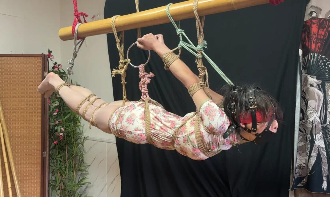 【零零柒】欧式直臂并肘吊缚起飞-4