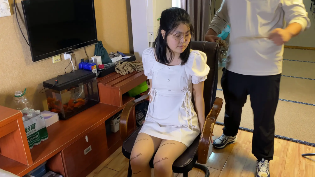 【山鬼工作室】主人的小宠--邓欣欣-2
