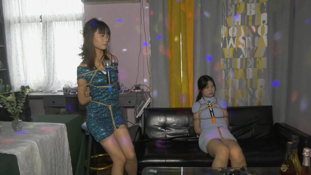 双女M绑着也不耽误唱歌-2