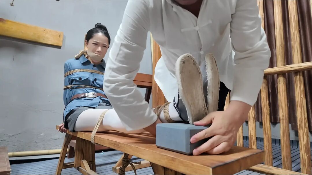 《娘子军虎口脱险》-7