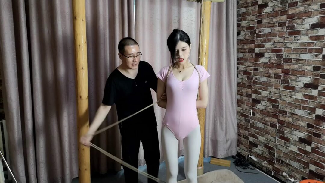 江奈 白丝体操服美人 吊绑-2