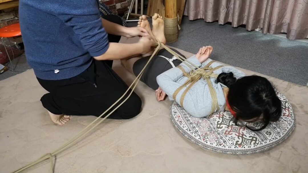 陈雅熙驷马口球挠痒-6