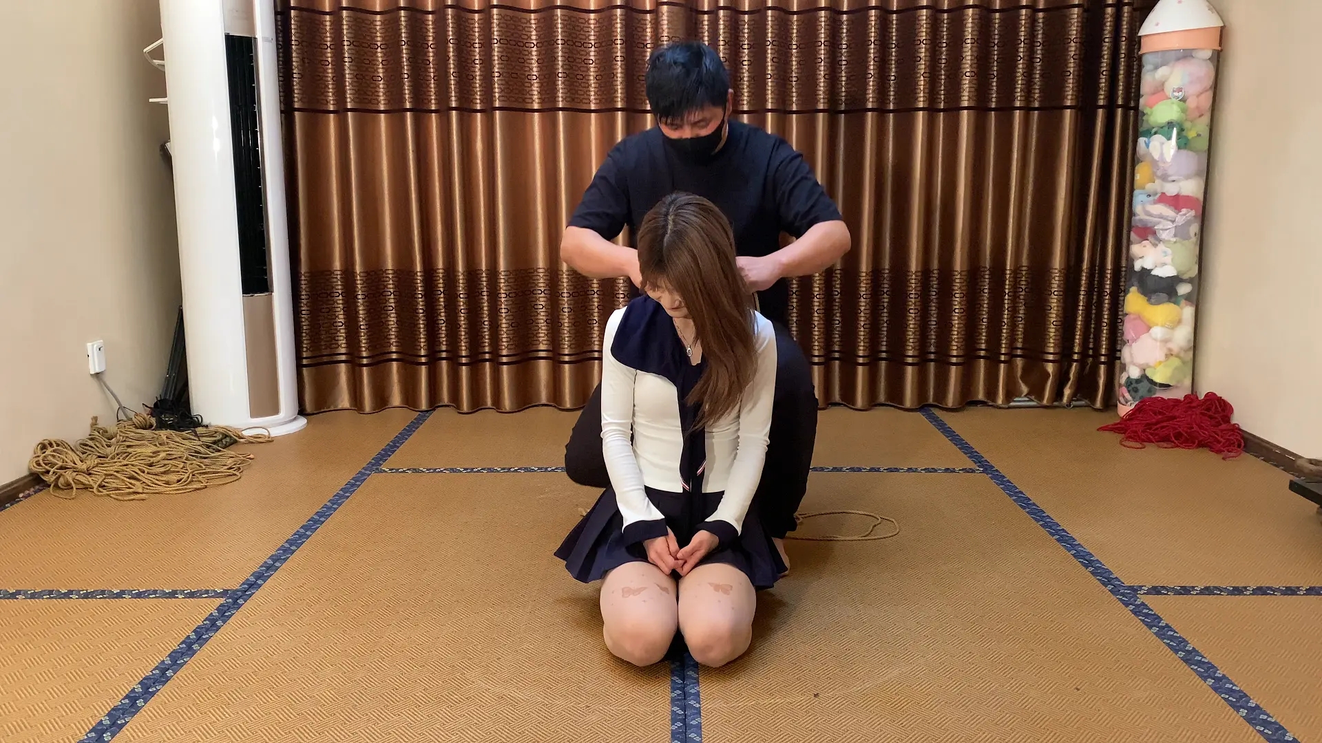 幼师 体验超级紧的五花驷马 身体接近半圆-9
