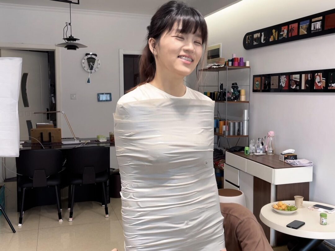 【缚艺录】【小翡】银色木乃伊+严密封嘴-3