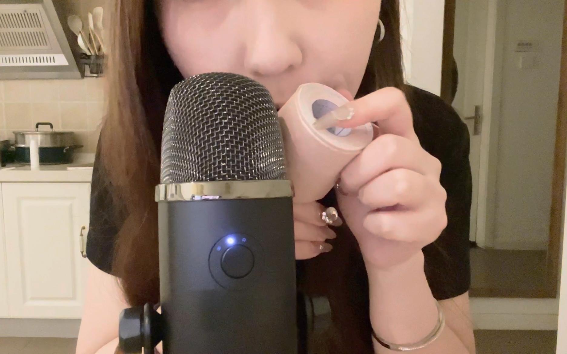 【小陈ASMR】铁子们都累了，让小陈给你放松一下大脑~-3