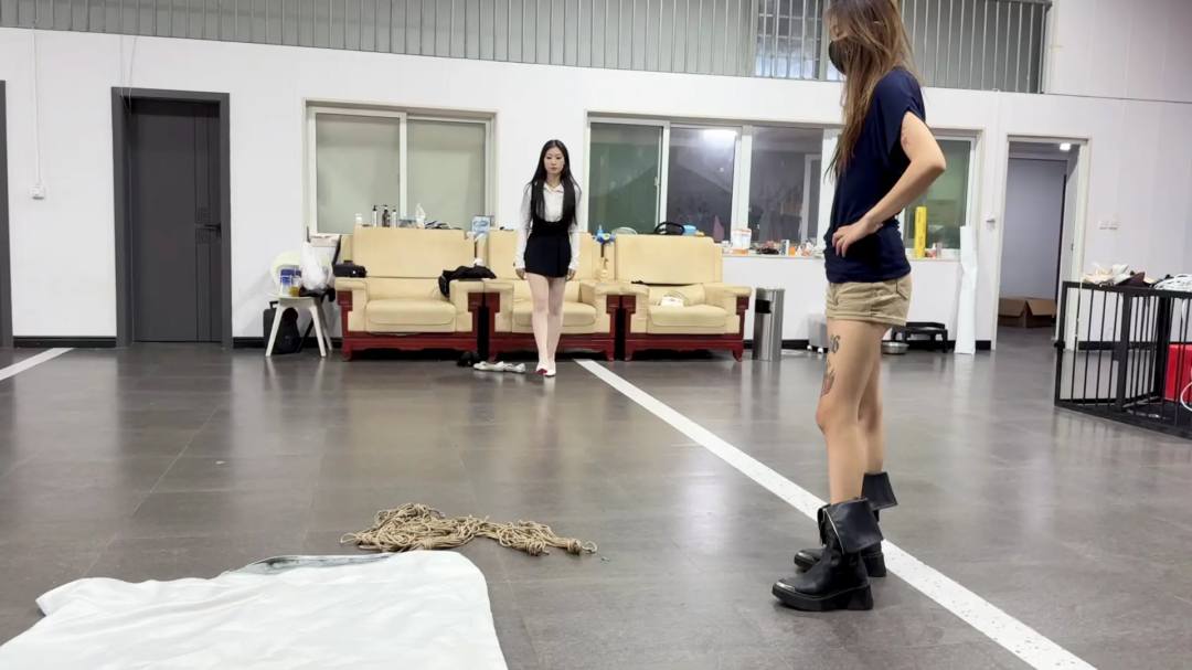 媚娘工作室-新模壹壹-探店绳艺馆被困【新模壹壹】-15