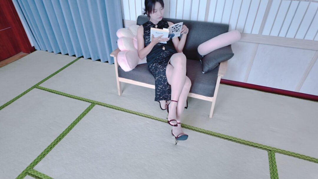 【秦韵绳屋】定拍玖儿黑旗袍，放置挣扎及踮脚吊缚加啵啵贝-1
