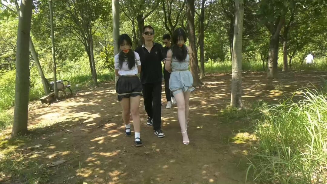 定拍转公映《踏青惊魂记》 三名女大学在野外踏青 地牢折磨-11 定拍转公映《踏青惊魂记》 三名女大学在野外踏青 地牢折磨-11