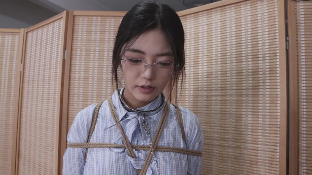【宝藏新人】【得意客定拍】《女拳终结者》冷面美女新人青蓝首秀！女拳师被开盒吃瘪，她的下场只有无尽的羞辱！-9