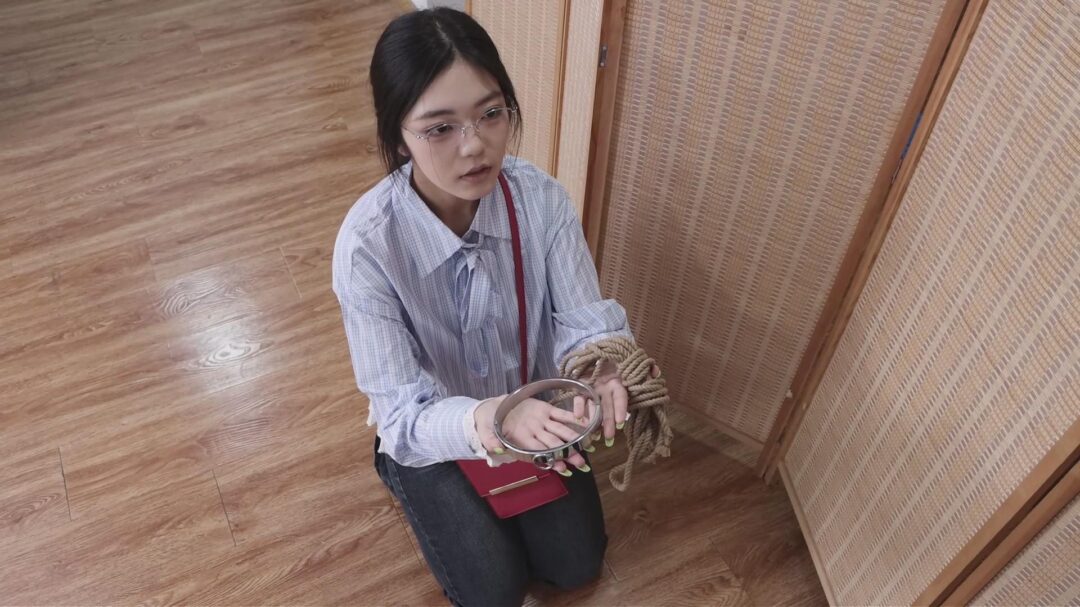 【宝藏新人】【得意客定拍】《女拳终结者》冷面美女新人青蓝首秀！女拳师被开盒吃瘪，她的下场只有无尽的羞辱！-8