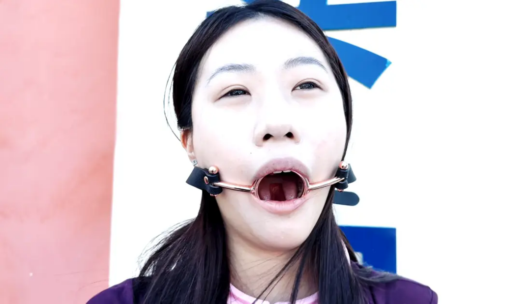 小女奴定时锁禁锢10小时玩弄（第二部）