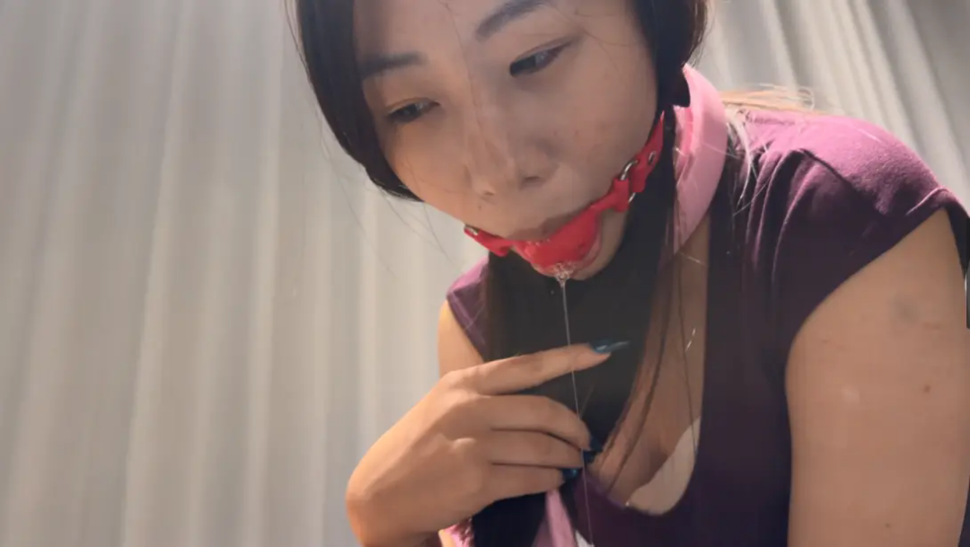 小女奴定时锁禁锢10小时玩弄（第二部）