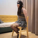 【Chrisgag】妈妈2--被儿子捆绑的妈妈 白丝黑丝长靴龟甲缚口球胶带捆绑封嘴