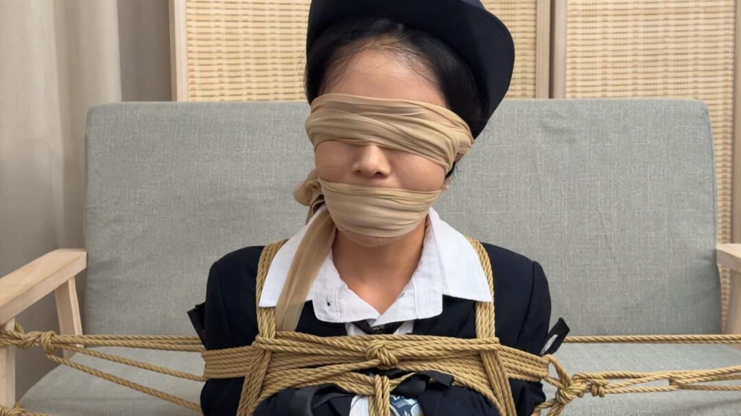 【紧缚实验室】【第五期】【雅熙】被玩具裹挟且无法动弹的美女搜查官！真正的紧缚是一动也不能动！-2