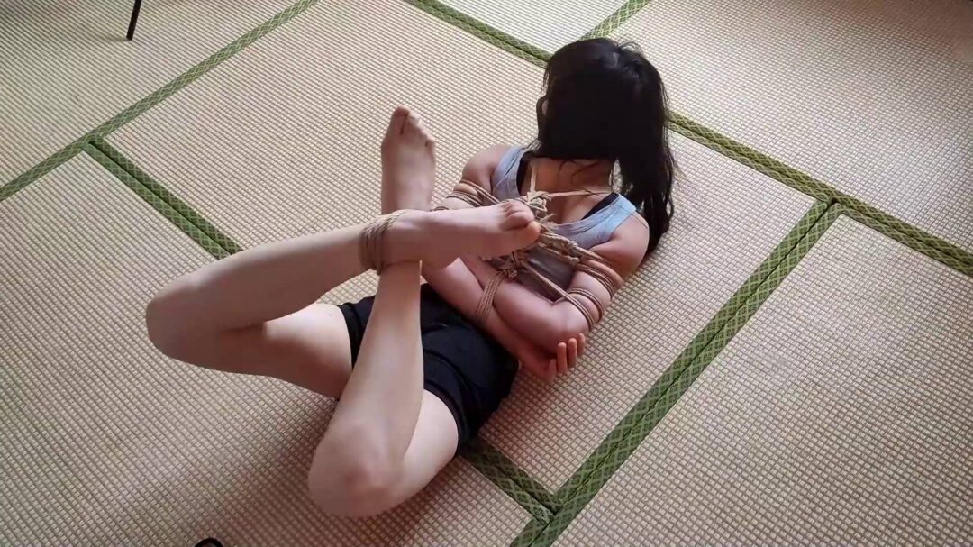 美女极限驷马挑战-3