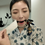随心原创 空姐的债务危机 没钱还账被债主玩弄 最后装箱带走