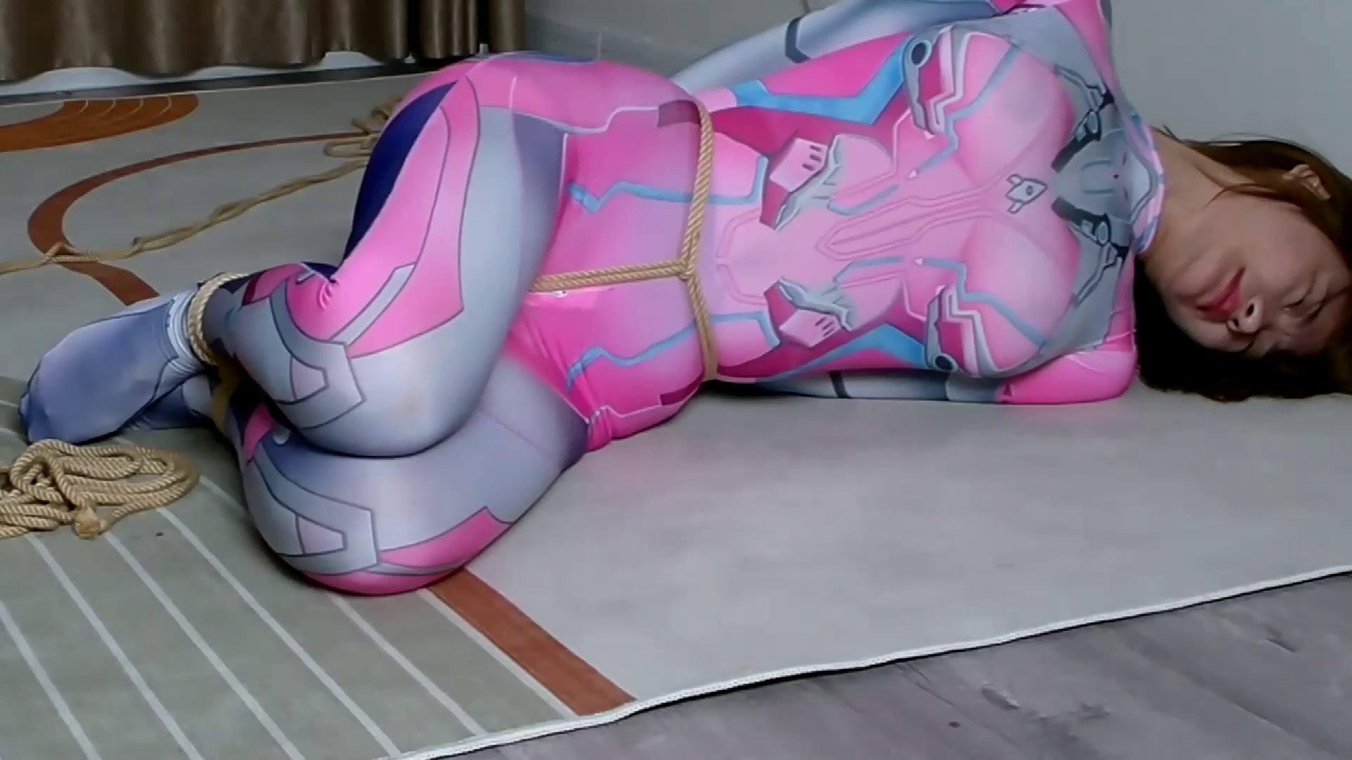 连体胶衣，火箭少女第三季-7