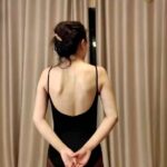 完美身材的优优体操服后高手放置