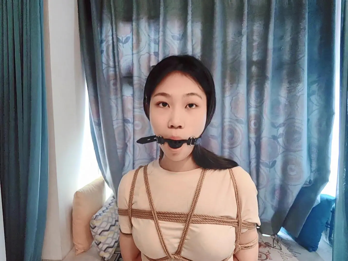【凡凡】好身材，秀出来， 凡凡麻花腿初试爆杀流驷马-3
