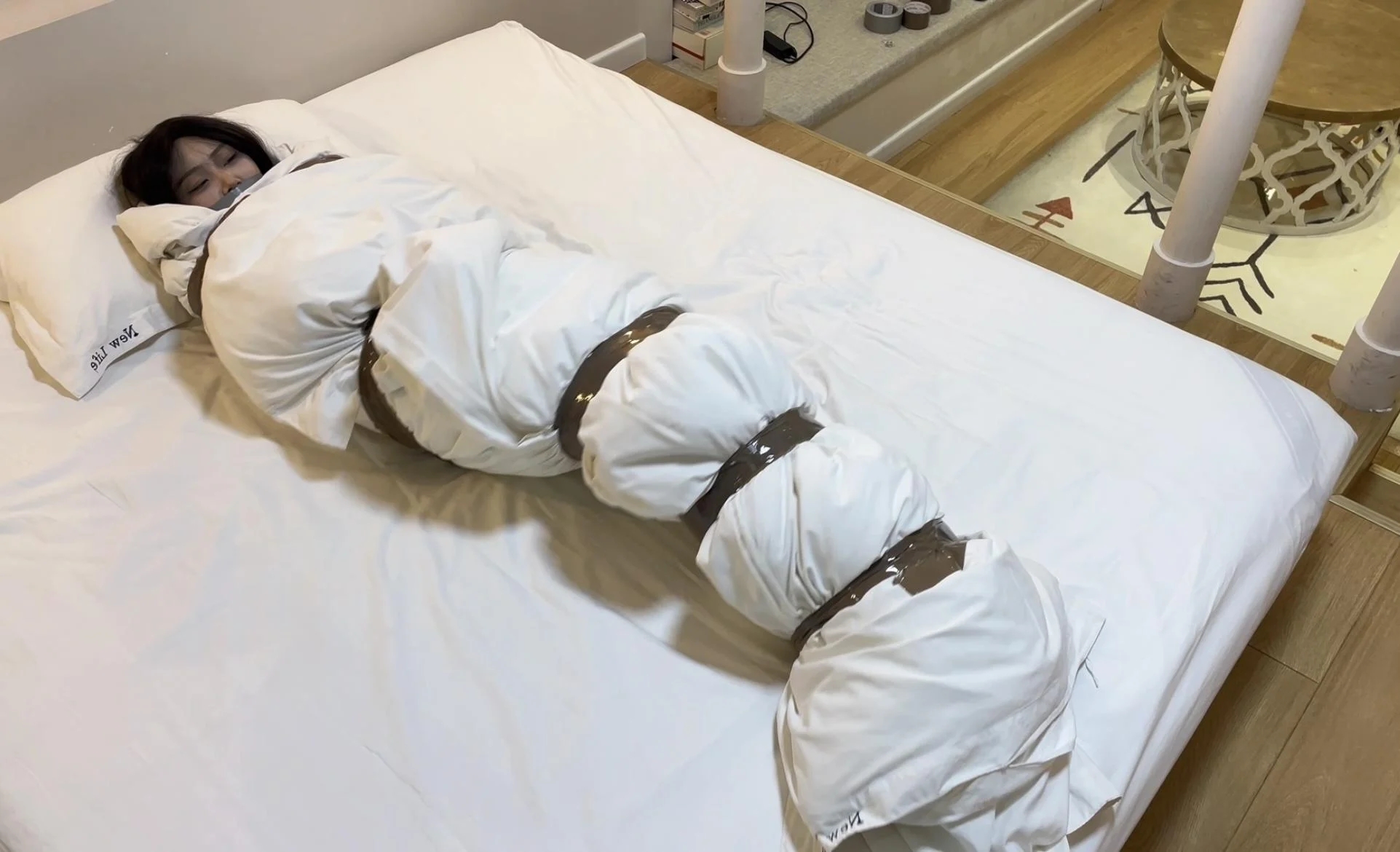 胶带与被子的双重全包-3