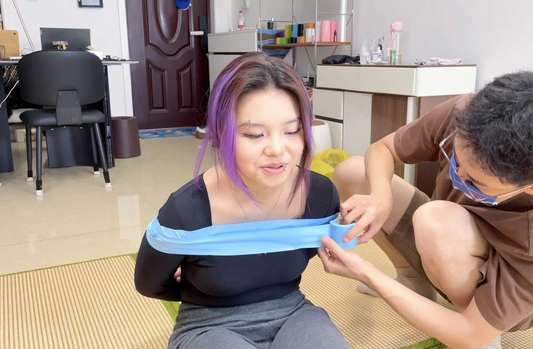 【缚艺录】【小璃】裸脚+缠绕封嘴+驷马-1