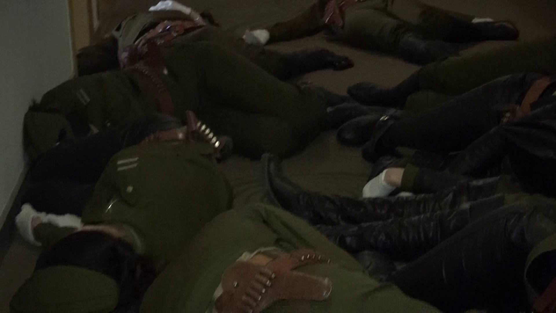 枪战击毙女特务-5