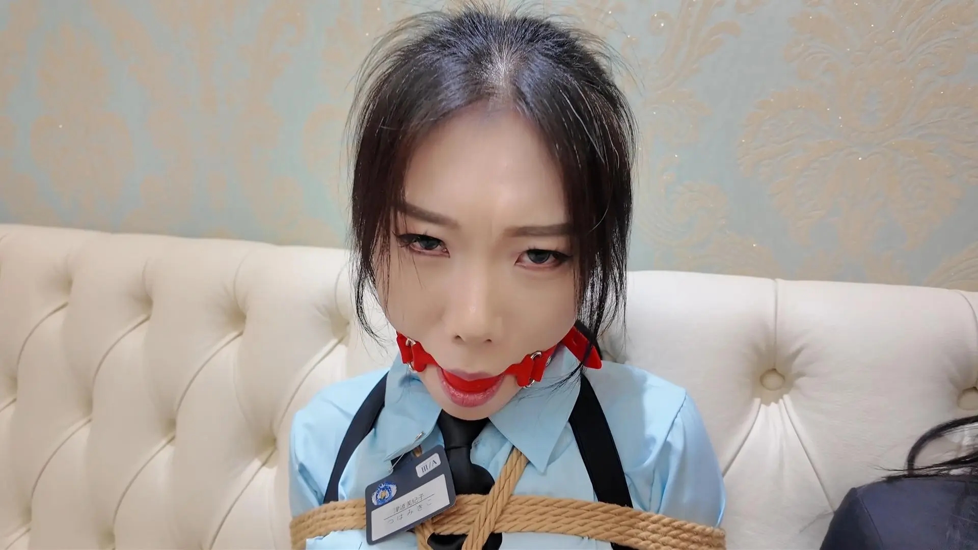完蛋！我把美女捆绑了？——面试现场！笼子暗藏小美女？-11