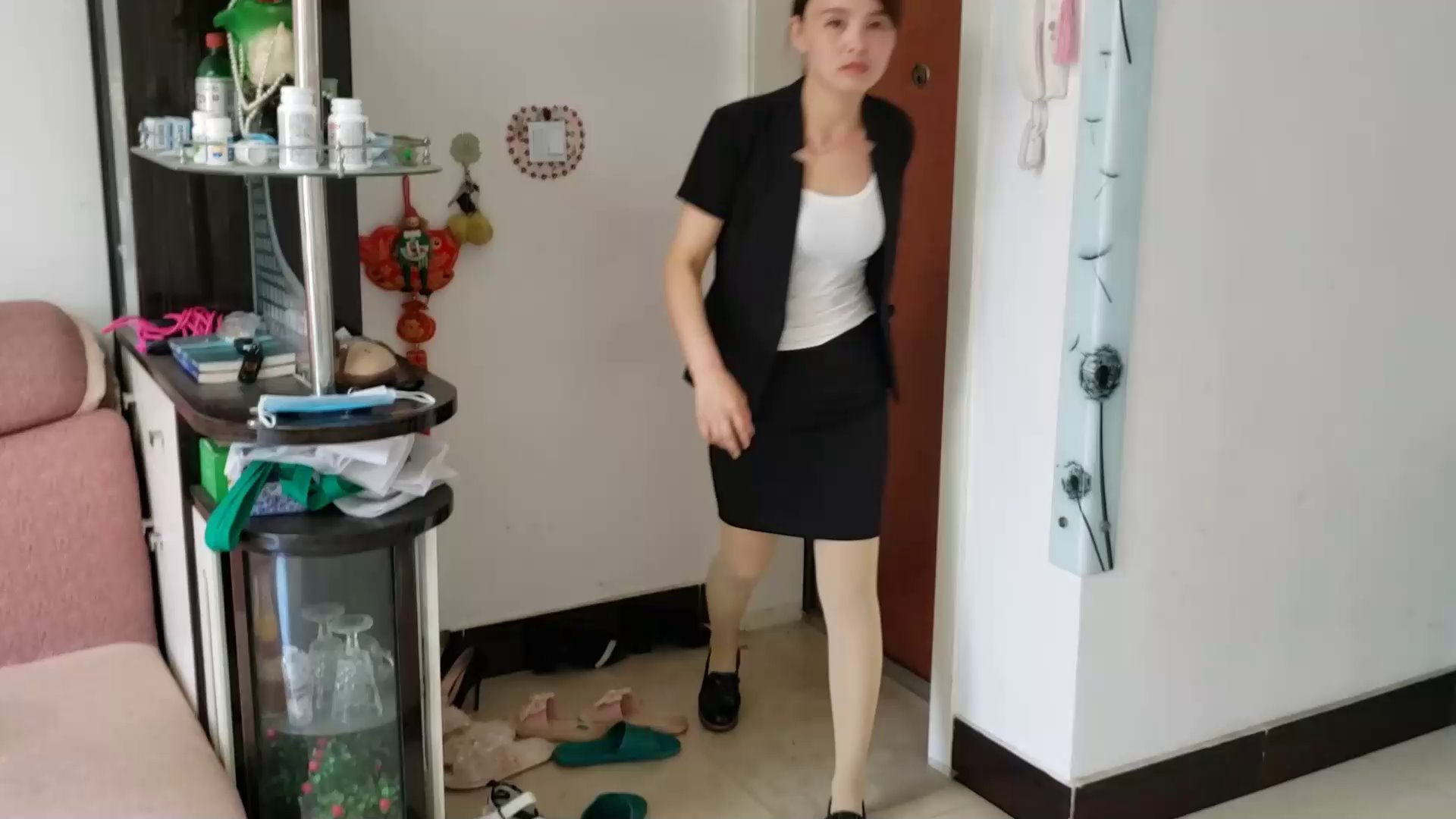 少妇专辑之尾随白领，禁锢-1