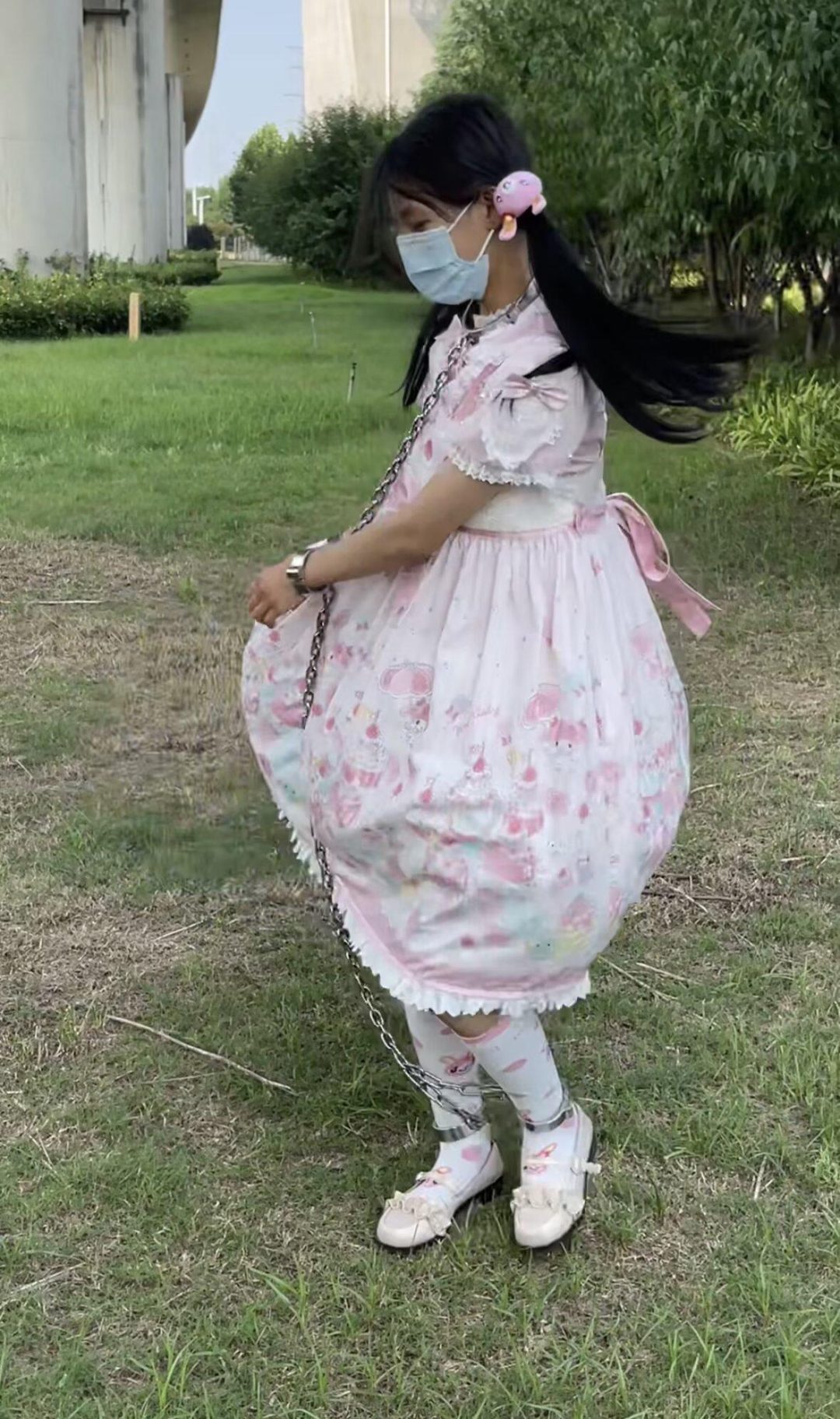 Lolita女生的连体镣铐玩耍日常-3