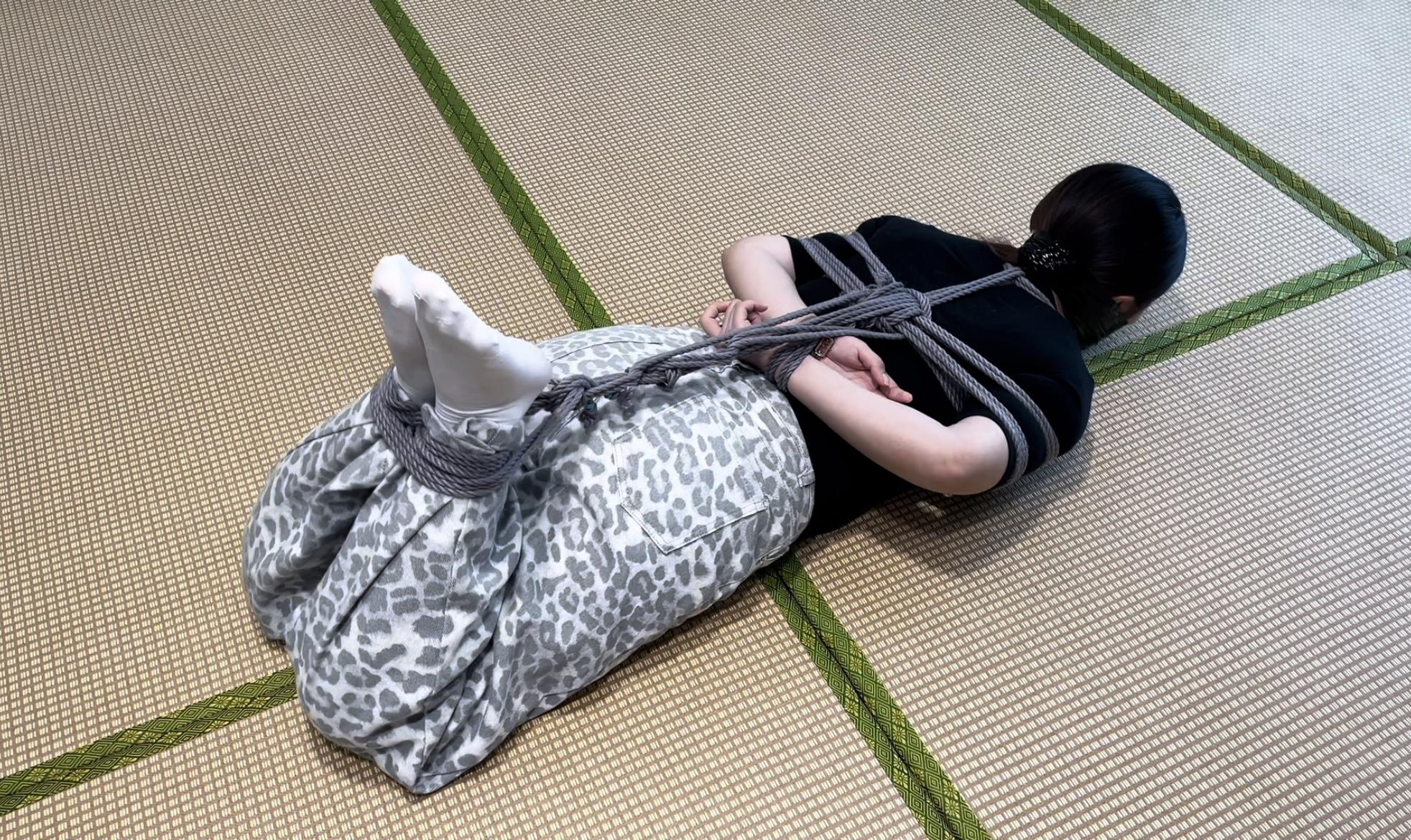 【缚艺录】【小河】绳子驷马+胶带封嘴+封眼-6