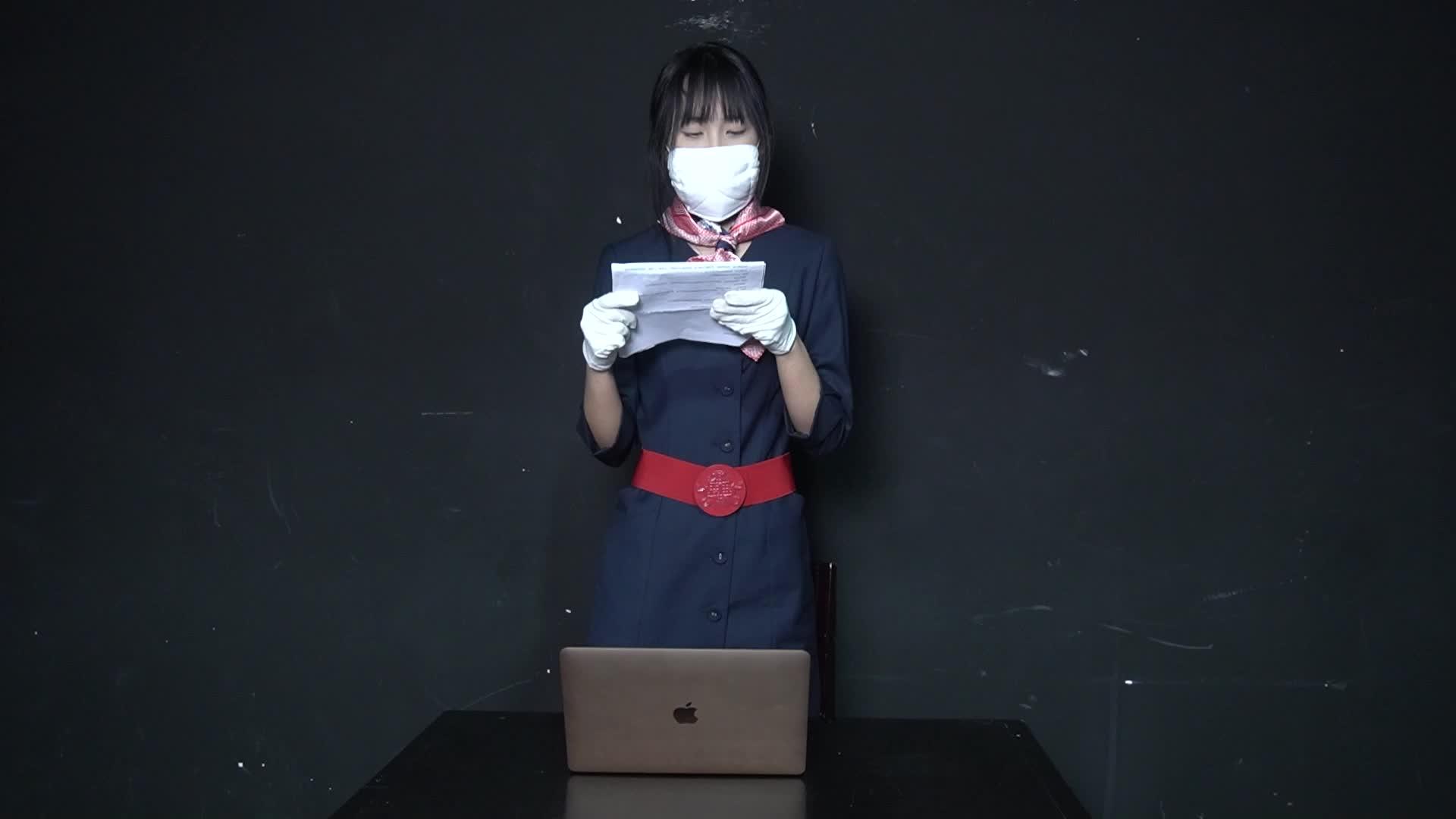 美女空姐-4