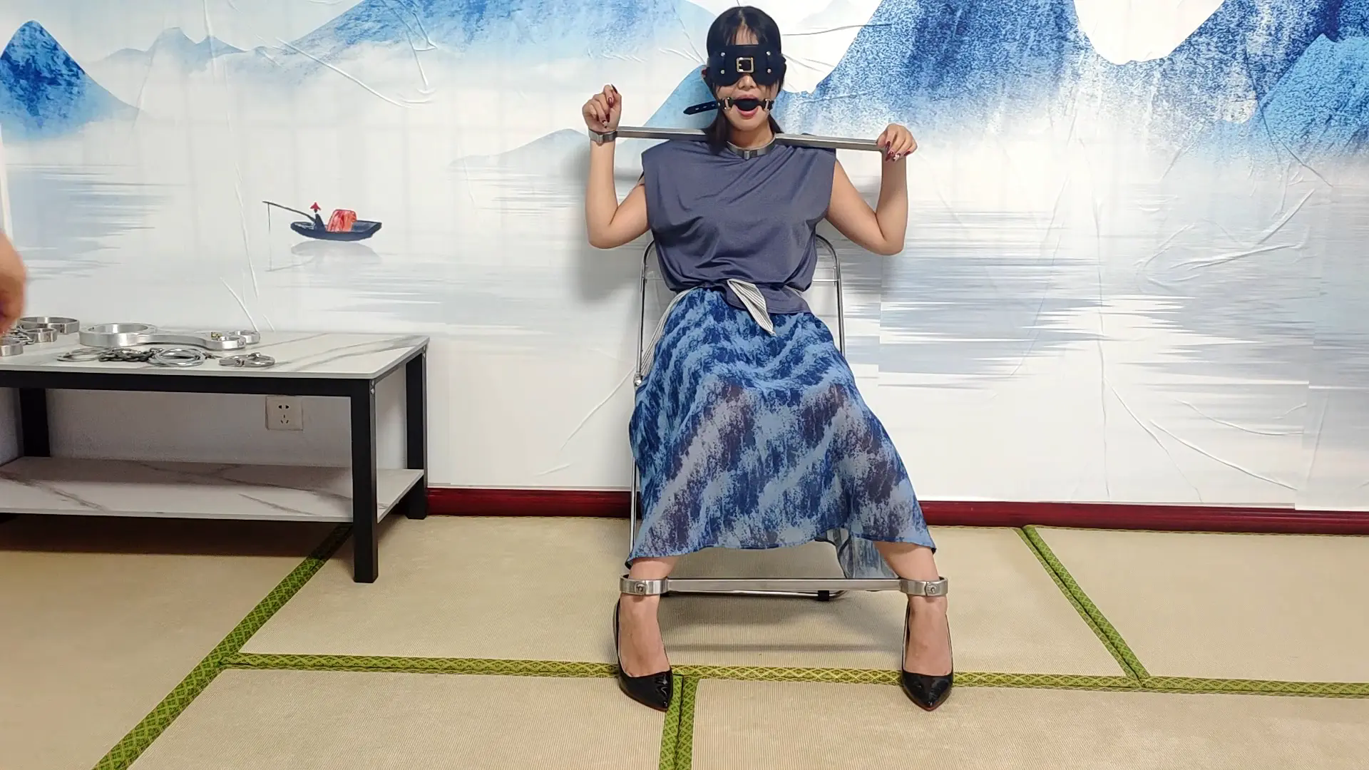 新模应聘拘束模特-2