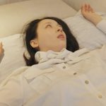 《房产中介灵儿》势利眼裤里丝成熟美女看不起租房客户 翻白眼抽搐挣扎无济于事