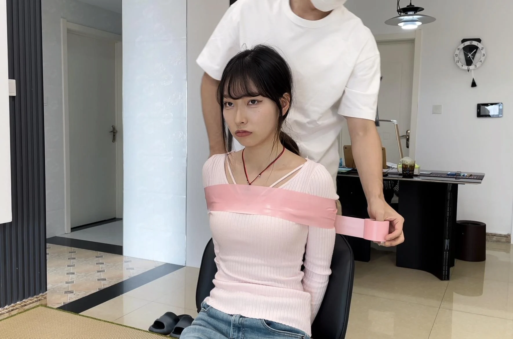 【缚艺录】【小羽】新模小羽，日系清纯女生的胶带捆绑-1