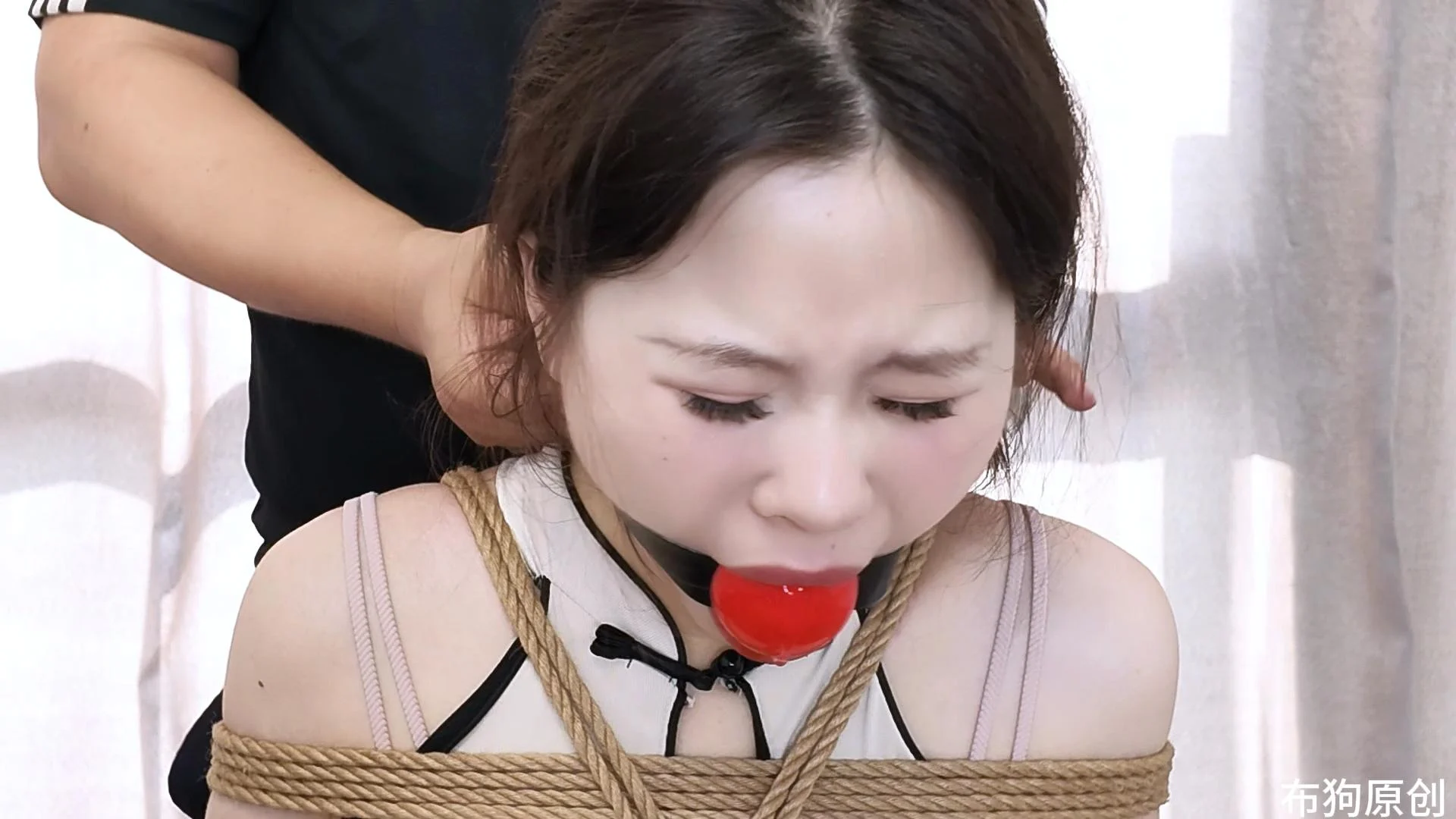 【咸蛋定拍】一丝布狗 森森的M腿-1