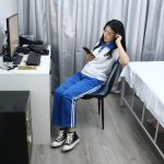 学妹可儿 出卖情报被捕 审讯审判处决 挠脚挠全身TK 手铐脚铐脚趾铐 校服与镣铐囚服的组合
