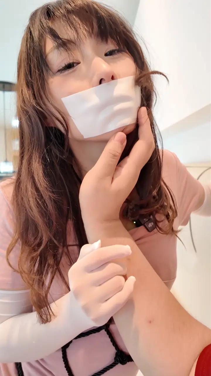 【Chrisgag】厚灰裤袜手丝姐姐胶带封眼封嘴求我玩弄-2